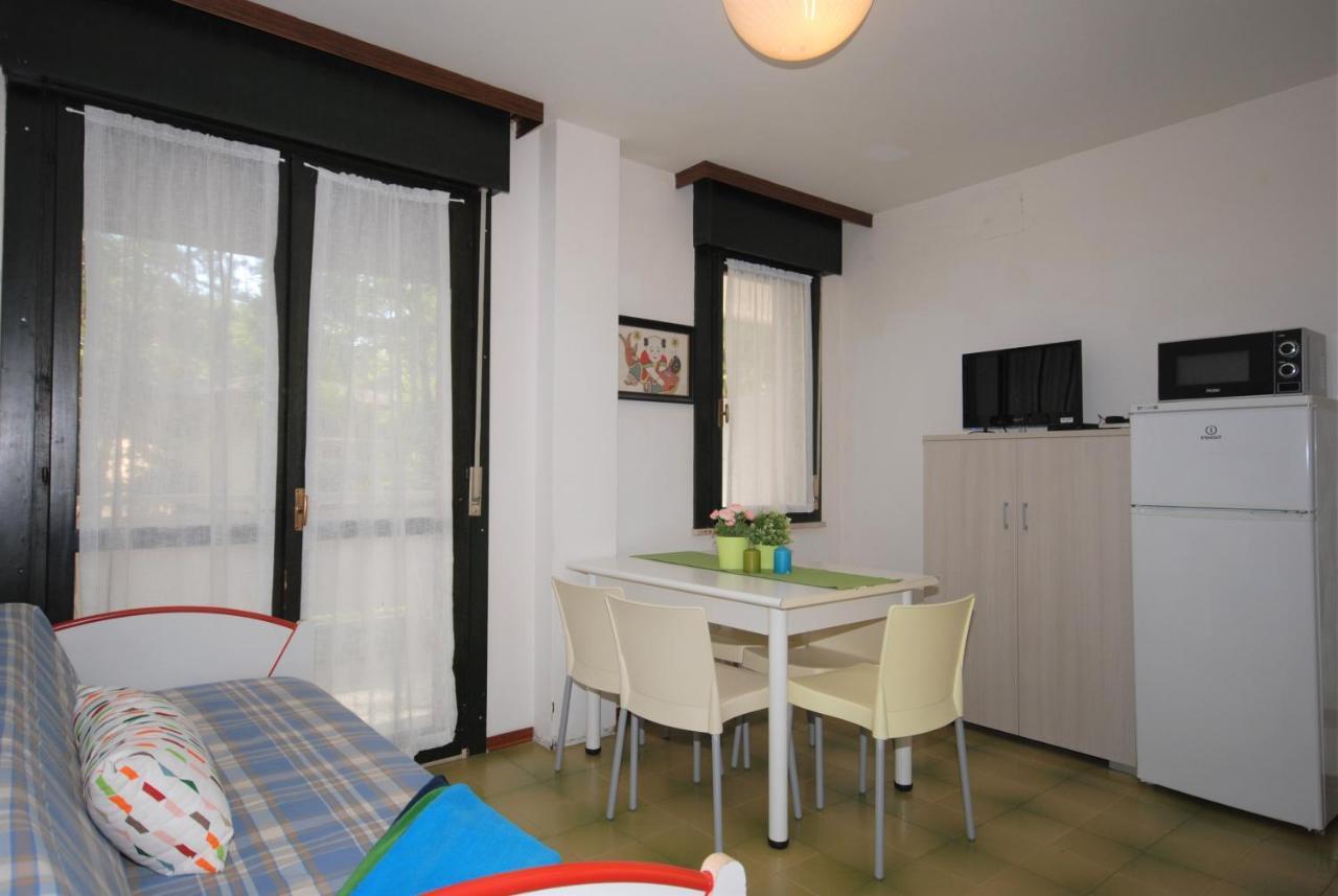 Residenza La Meridiana Lignano Sabbiadoro Exterior photo