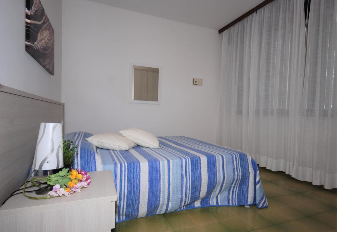 Residenza La Meridiana Lignano Sabbiadoro Exterior photo